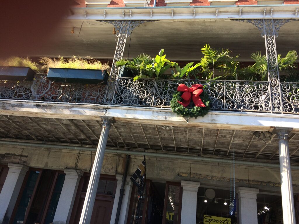 Art walk on Julia Street in New Orleans French Quarter